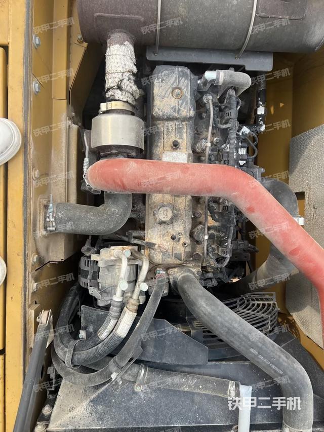 發(fā)動機(jī)整體俯視（整機(jī)外觀）