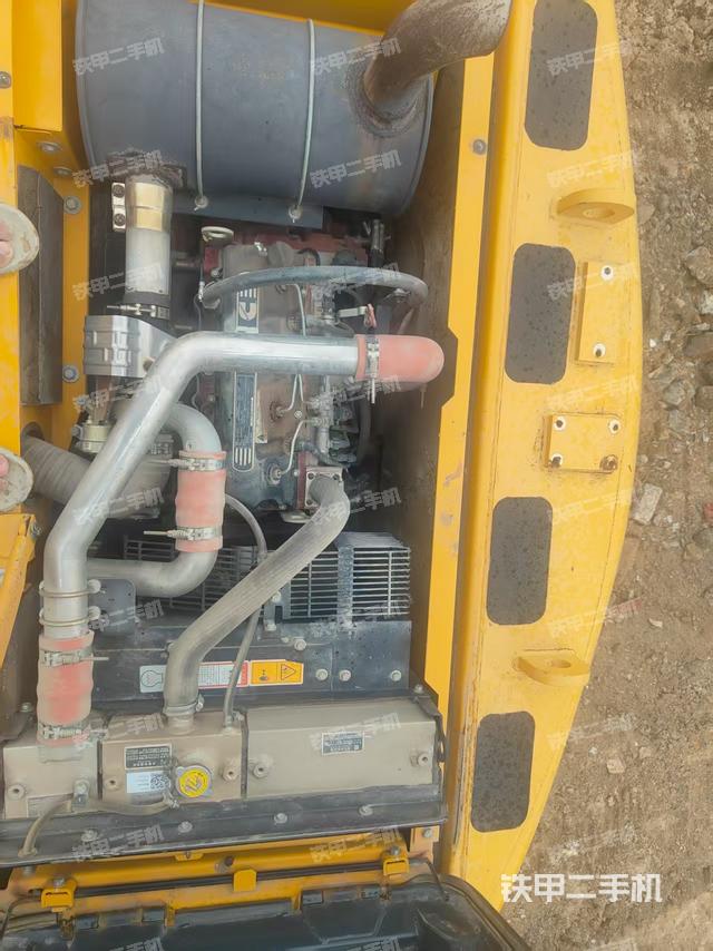 發(fā)動(dòng)機(jī)整體俯視（整機(jī)外觀）