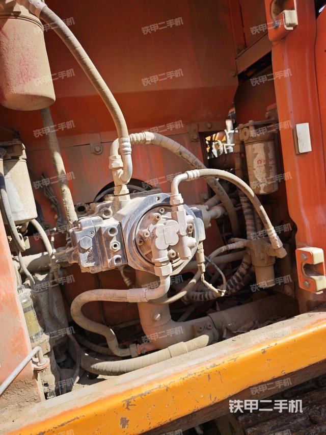 液壓泵室（大件艙室）