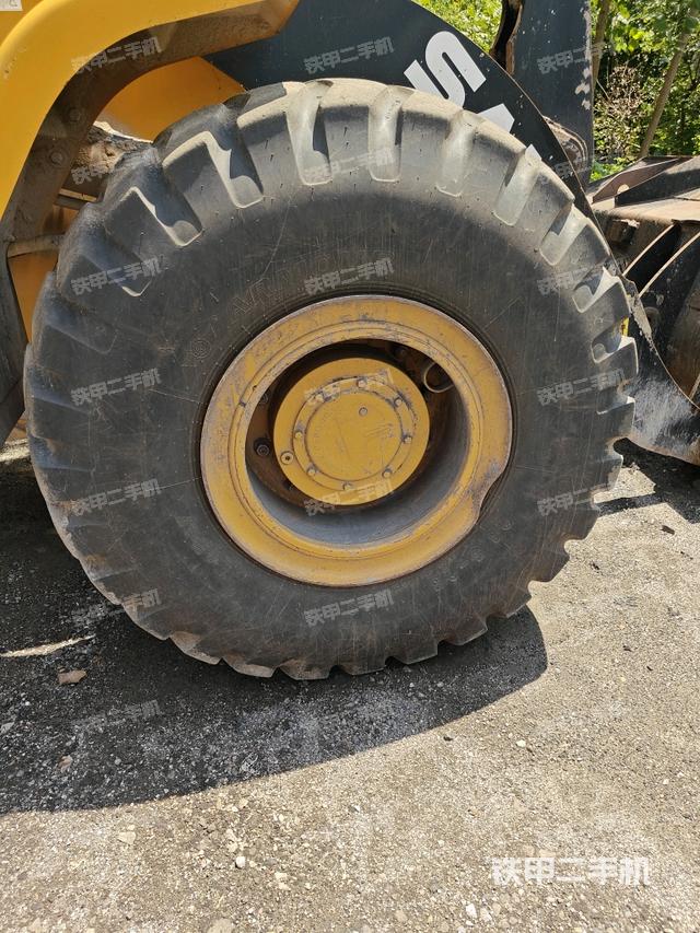 左前輪（行走機(jī)構(gòu)）