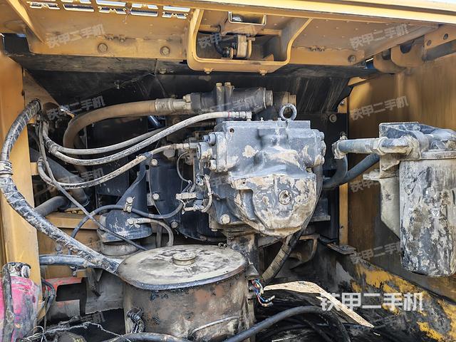 液壓泵室（大件艙室）