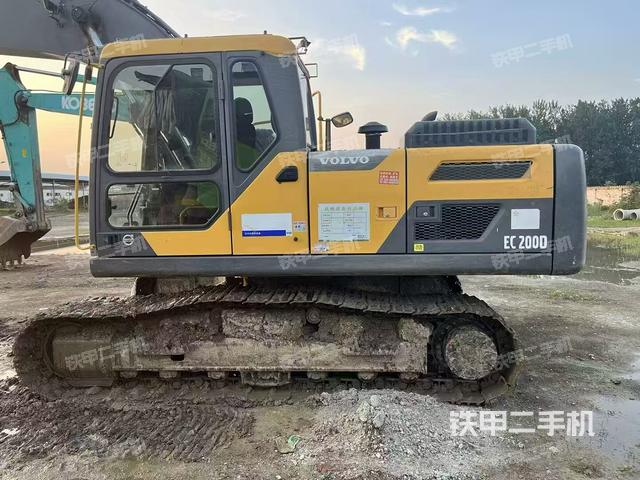 沃爾沃EC200 D挖掘機