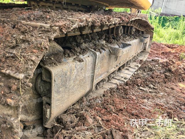 左側(cè)履帶整體?（行走機構(gòu)）