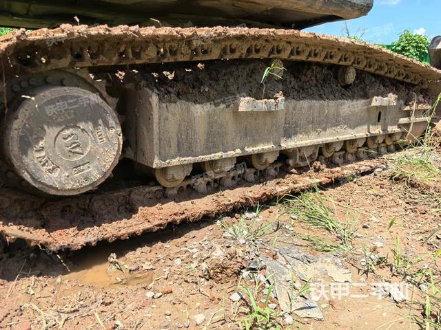 右侧履带整体（行走机构）