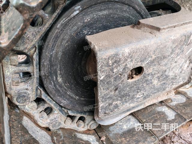 左側行走馬達蓋板（行走機構）