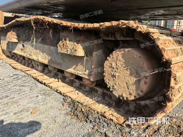 左側(cè)履帶整體?（行走機(jī)構(gòu)）