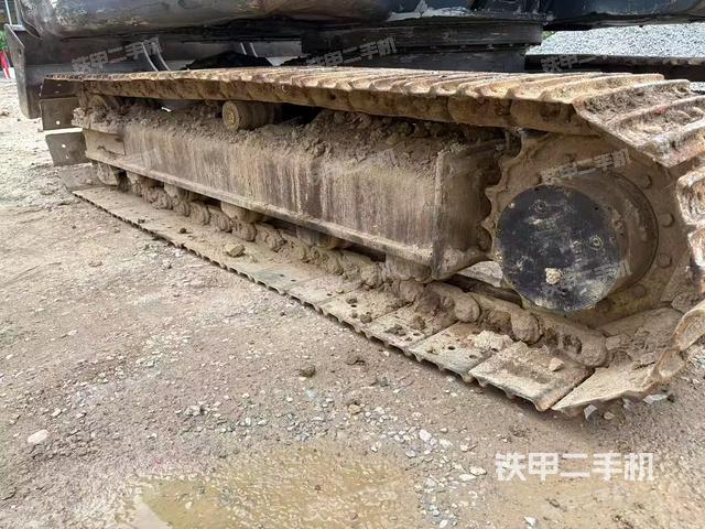 单侧履带整体（整机外观）