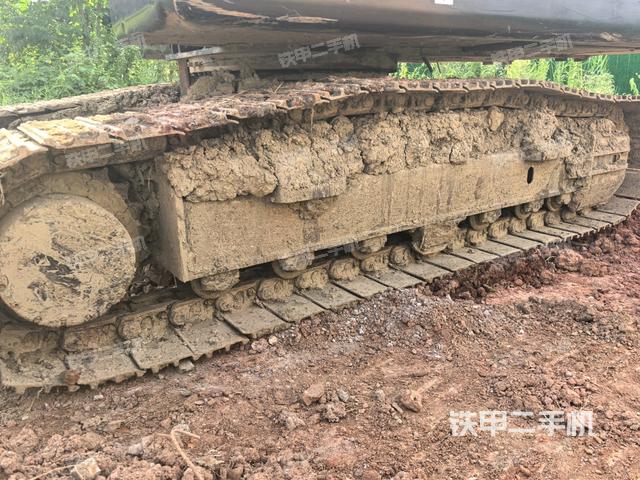 右侧履带整体（行走机构）