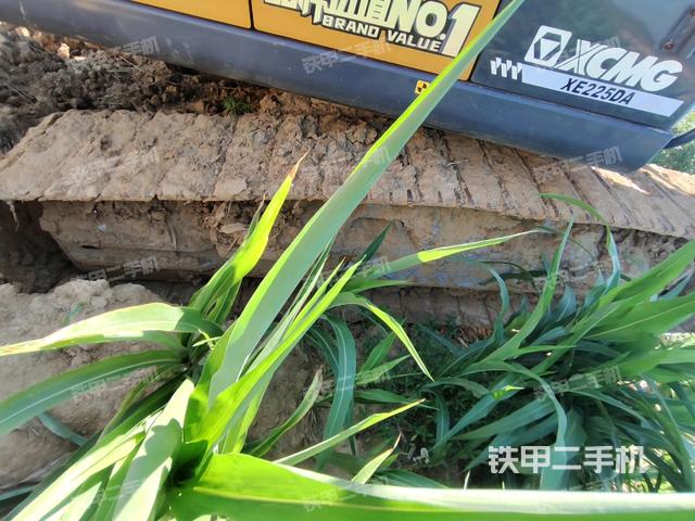 左侧履带整体 （行走机构）