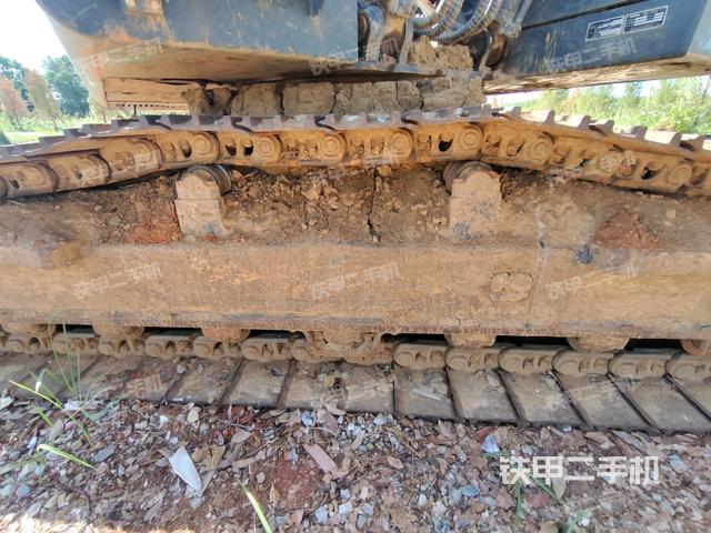 右侧履带整体（行走机构）