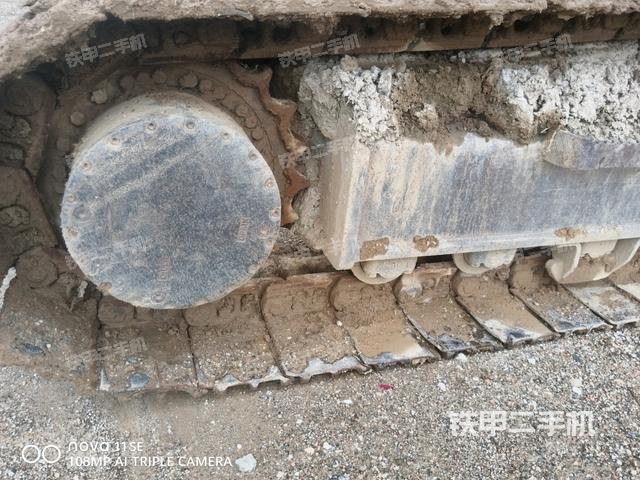 右驱动轮（行走机构）