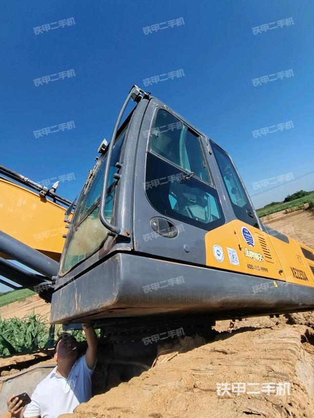 驾驶室左前45度（驾驶室部分）