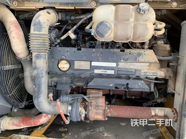 發(fā)動(dòng)機(jī)整體俯視（整機(jī)外觀）