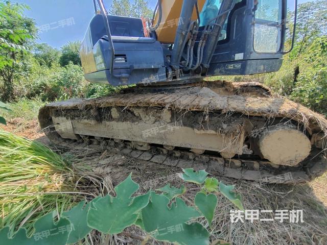 左側(cè)履帶整體?（行走機構(gòu)）