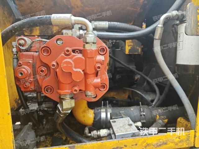 液压泵室（大件舱室）