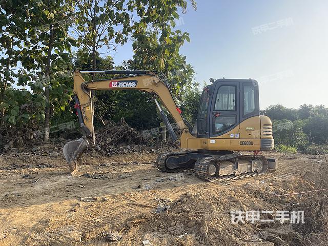 發(fā)動機整體俯視（整機外觀）