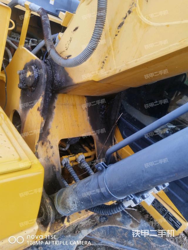 大臂根部 斜视（工作和回转装置）