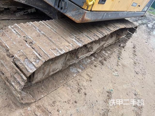 单侧履带整体（整机外观）