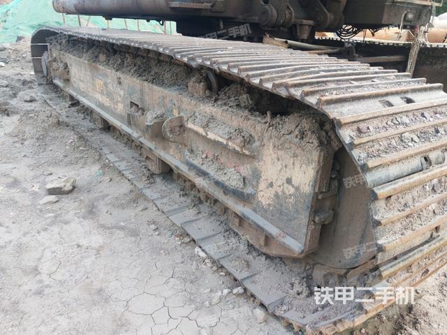 左驱动轮/左后轮（行走机构）