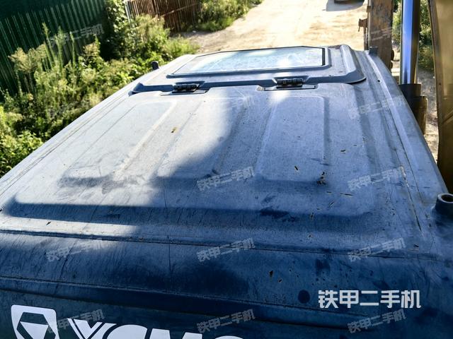 駕駛室頂部俯視（上車部件）