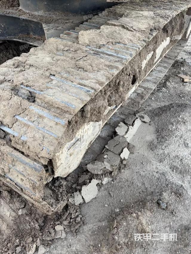 單側(cè)履帶整體（整機外觀）