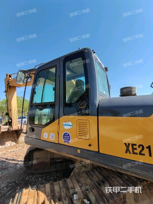 驾驶室左后45度（驾驶室部分）