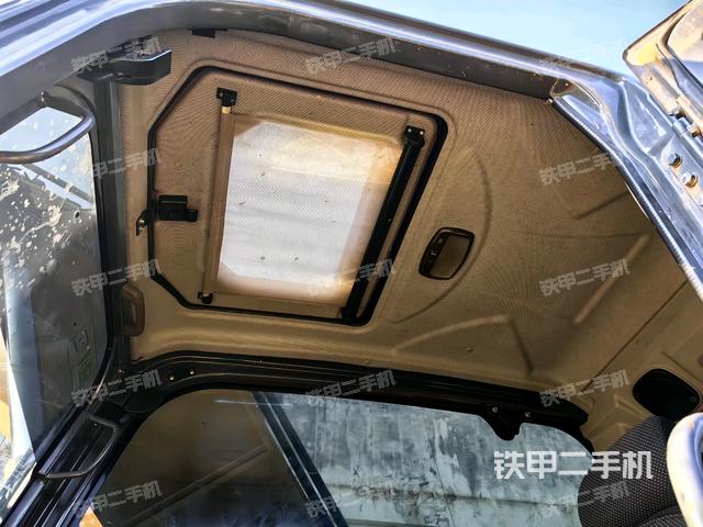 頂棚整體（駕駛室部分）