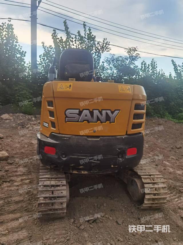 駕駛室頂部（整機(jī)外觀）