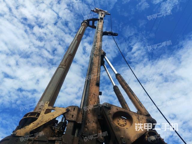 工作装置1（工作装置）