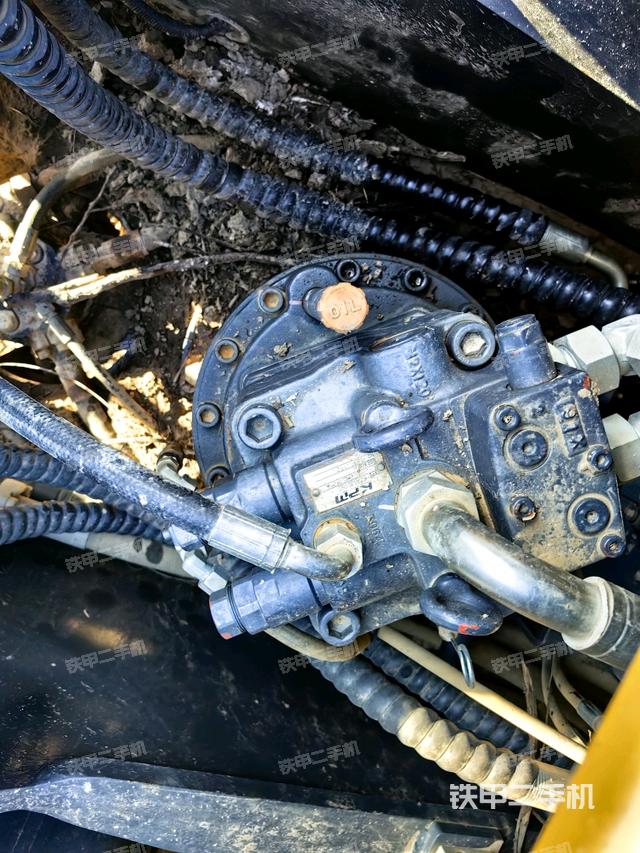 回轉(zhuǎn)馬達（上車部件）