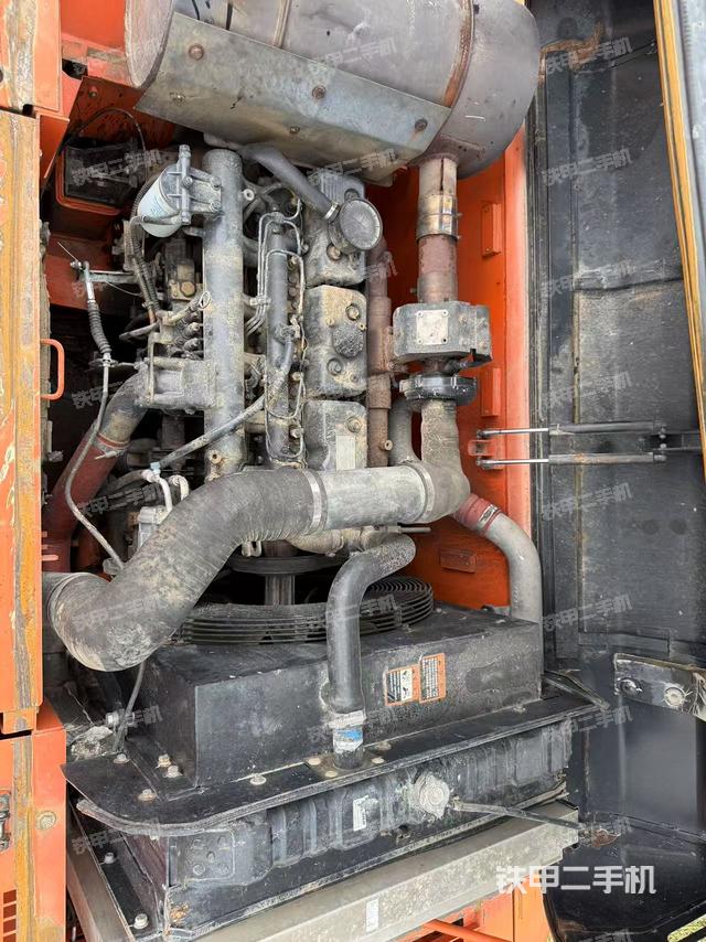 发动机整体俯视（整机外观）