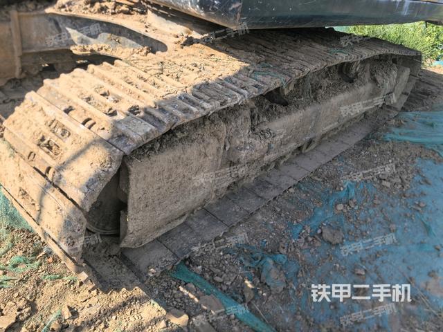 單側(cè)履帶整體（整機(jī)外觀）