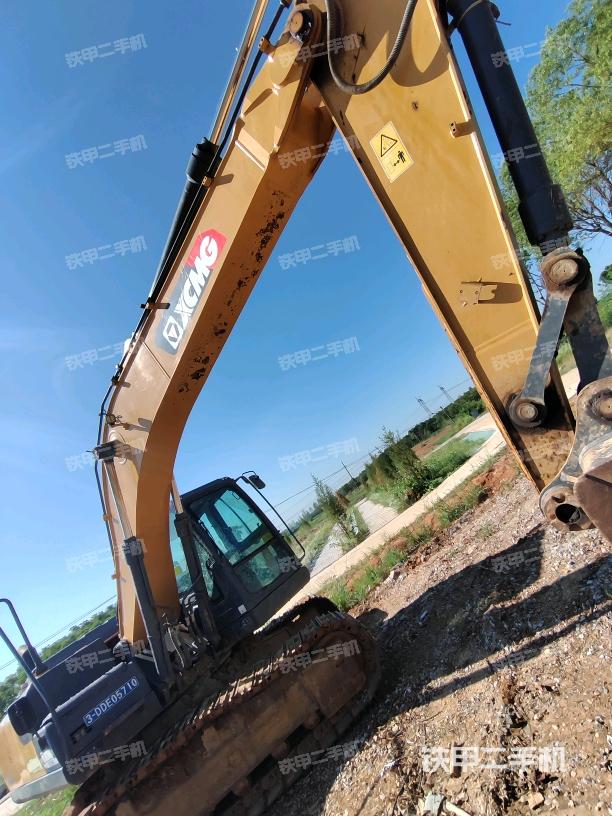 大臂整体 右侧（工作和回转装置）