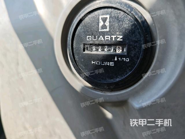 座椅右侧控制台/钥匙门/油门/含右手柄（驾驶室部分）