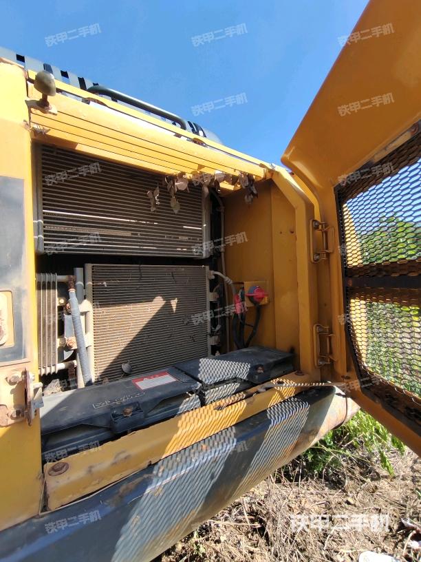 散熱器正面（大件艙室）