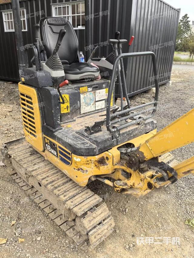 驾驶室整体（整机外观）