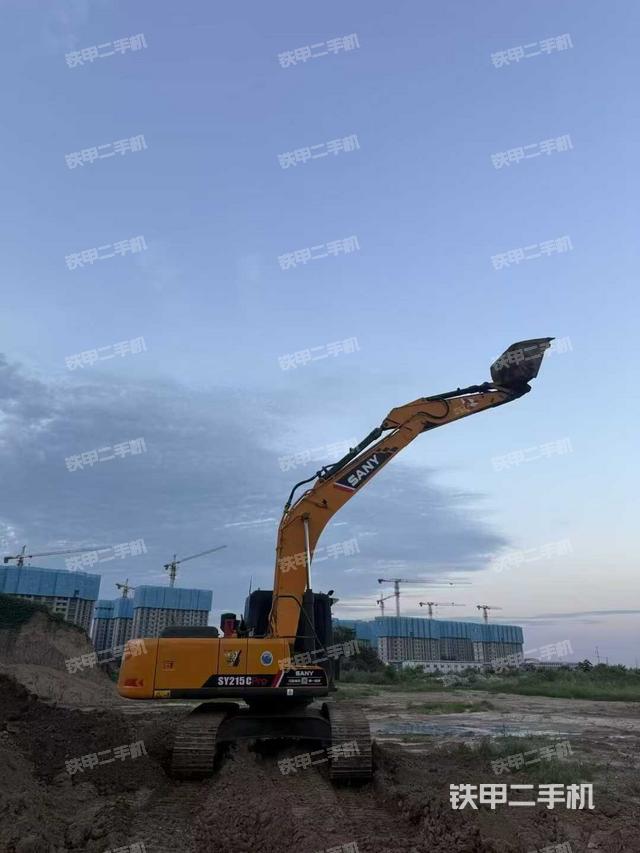 整机右后45°(整机外观) 整机右后45°(整机外观)