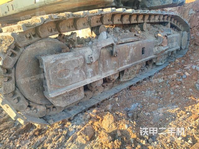 左側(cè)履帶整體?（行走機構(gòu)）