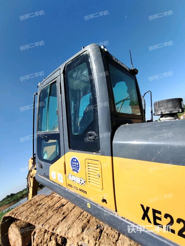 驾驶室左后45度（驾驶室部分）