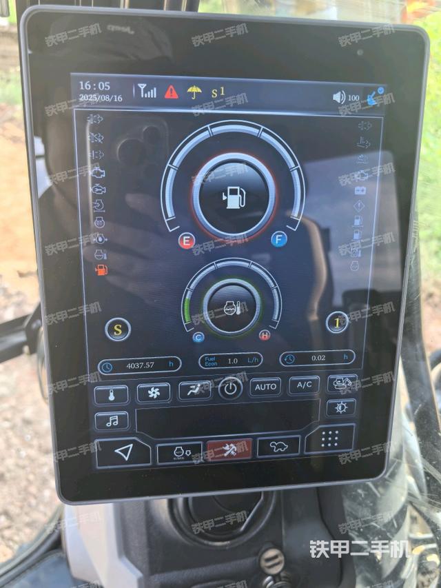 显示屏 （驾驶室部分）