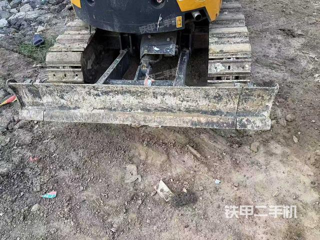 单侧履带整体（整机外观）