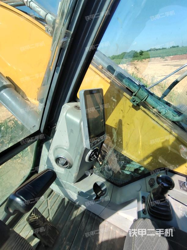 显示屏 （驾驶室部分）