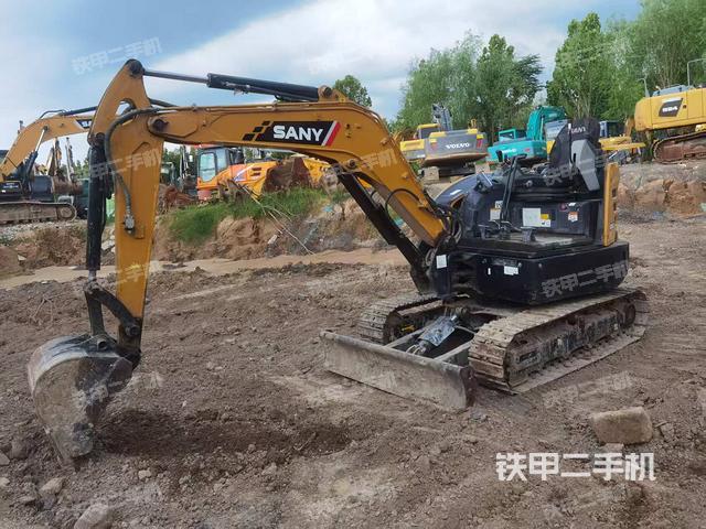 三一重工SY35C挖掘機(jī)