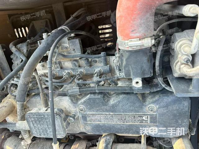 发动机整体俯视(整机外观) 发动机整体俯视(整机外观)