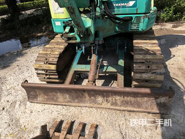 小臂整體右前（工作和回轉(zhuǎn)裝置）