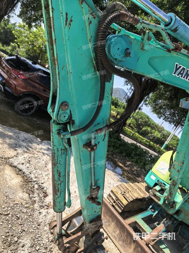 鏟斗右后整體（工作和回轉(zhuǎn)裝置）