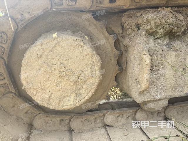 左侧行走马达盖板(行走机构) 左侧行走马达盖板(行走机构)