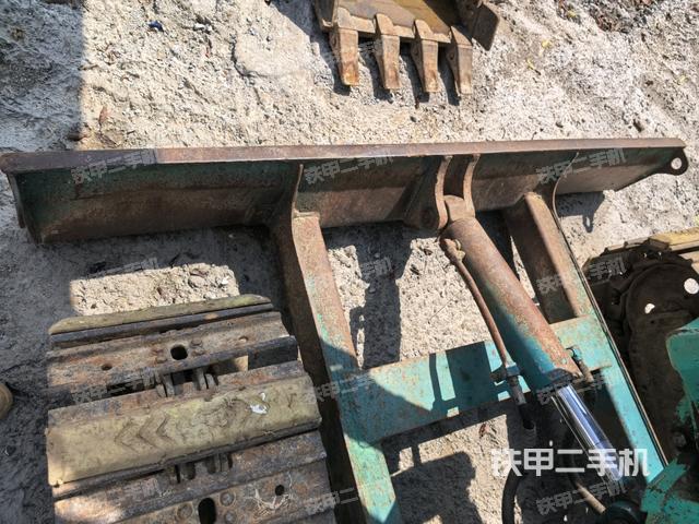 小臂整體左后（工作和回轉(zhuǎn)裝置）