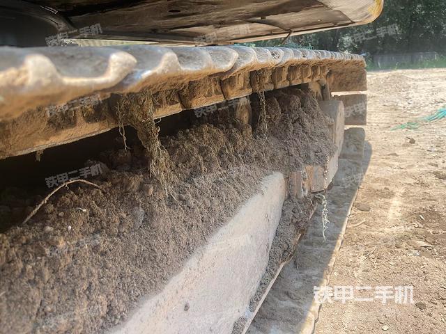 單側(cè)履帶整體（整機(jī)外觀）