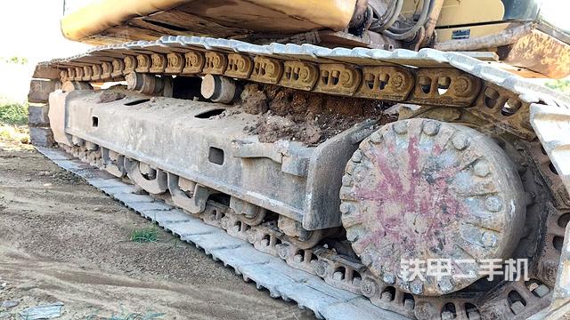 右導向輪（行走機構(gòu)）